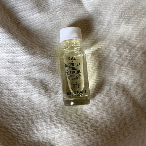 1 DELUXE SAMPLE FREE WITH PURCHASE 40$+ - Picture 1 of 1